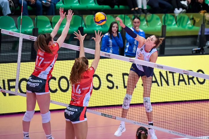 La Honda Olivero S.Bernardo ha lottao fino alla fine contro Scandicci (Foto: Danilo Ninotto)