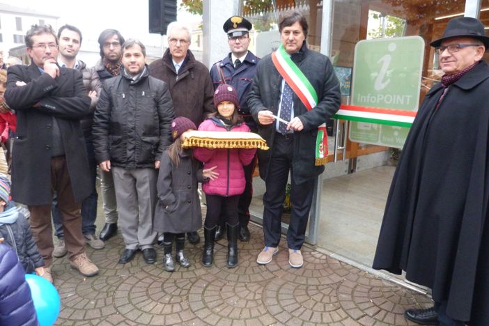 A santo Stefano Belbo, inaugurato un Info Point