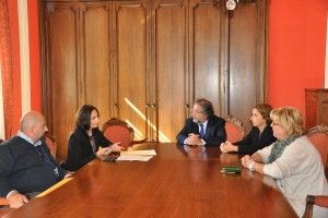 Il tavolo dei firmatari