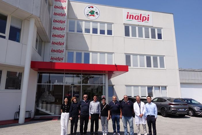 Moretta, allo stabilimento Inalpi la visita del segretario generale della Camera di Commercio cinese Moretta, allo stabilimento Inalpi la visita del segretario generale della Camera di Commercio cinese