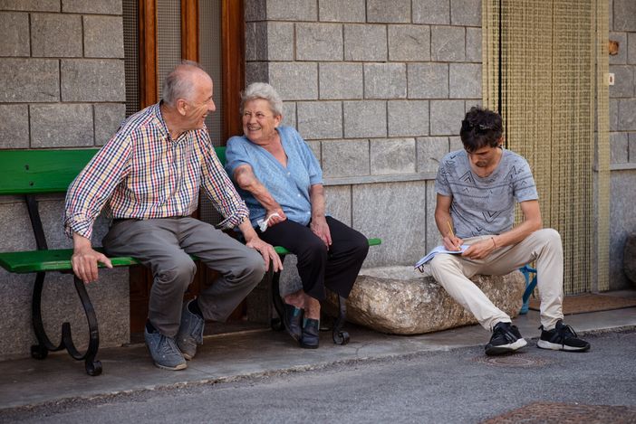 Con “Pedalando tra la storie” Ronco restituisce alla comunità storie e leggende locali con uno spettacolo tra musica e teatro Con “Pedalando tra la storie” Ronco restituisce alla comunità storie e leggende locali con uno spettacolo tra musica e teatro