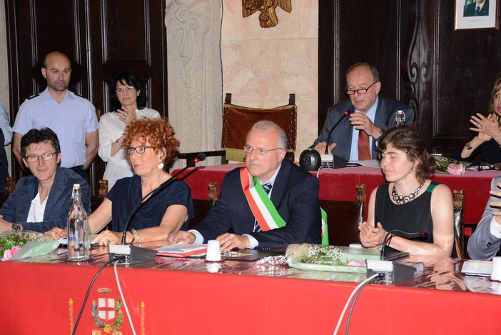 Il sindaco Cussa durante una seduta del Consiglio comunali