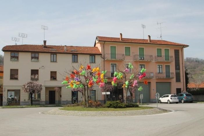 Boves: uova di pasqua a colorare la città