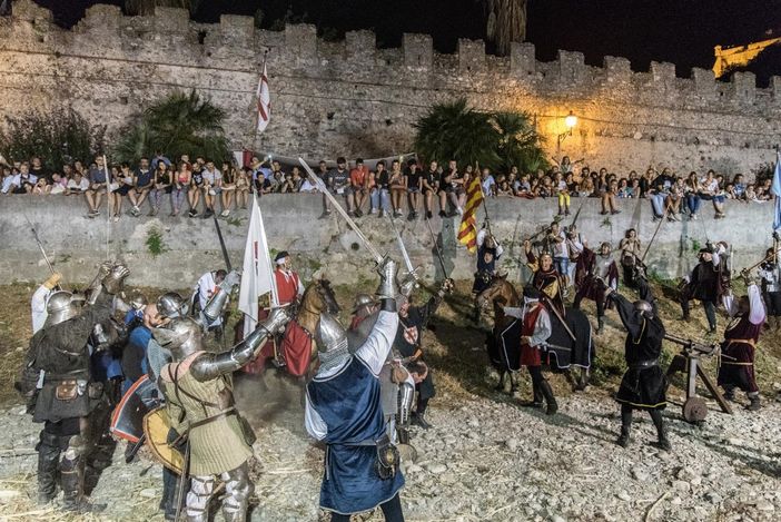 Cinema all'aperto, rassegne teatrali, musica e storia e tanto altro: estate ricca di eventi a Finale Ligure Cinema all'aperto, rassegne teatrali, musica e storia e tanto altro: estate ricca di eventi a Finale Ligure