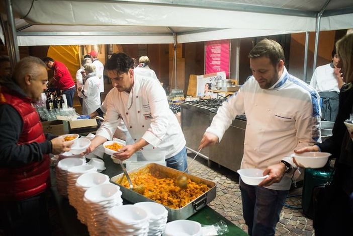 Un piatto con il cuore di Alba per Accumoli Un piatto con il cuore di Alba per Accumoli