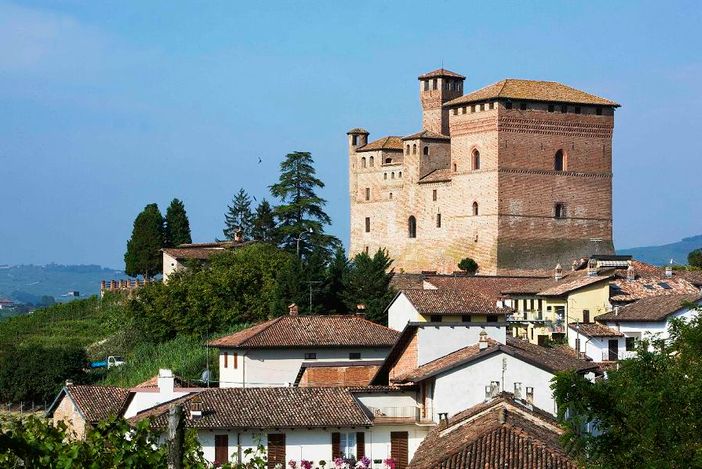 Il castello di Grinzane Il castello di Grinzane