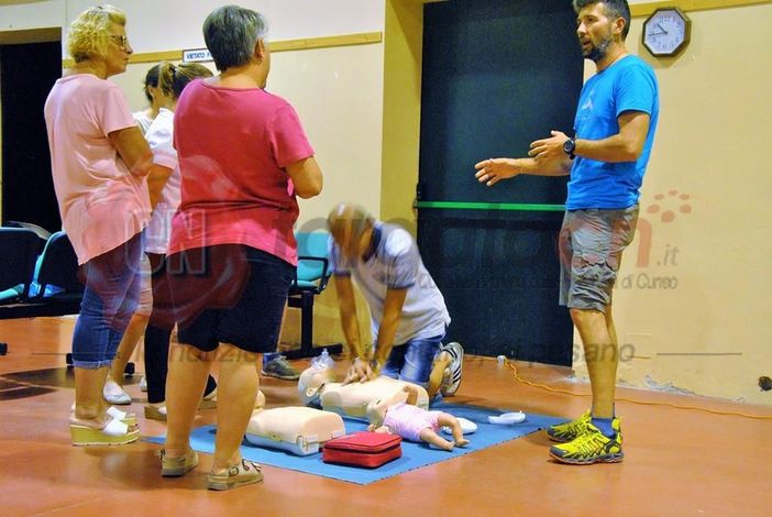 Corso di manovre Salvavita della Monviso Salvamento