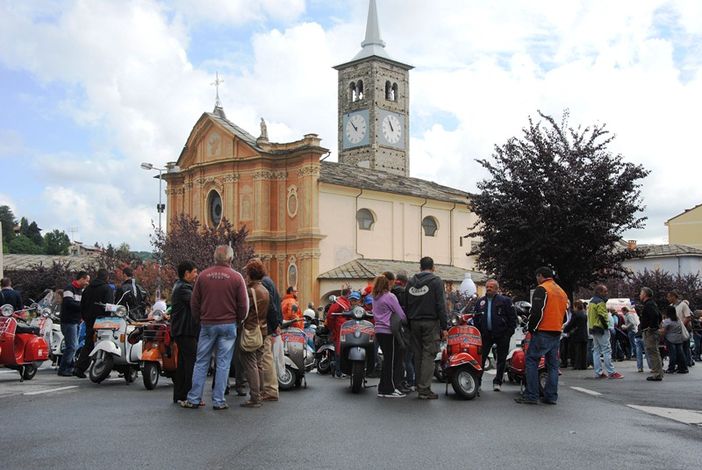 Un'immagine della "Giornata Vespazza" di un anno fa Un'immagine della "Giornata Vespazza" di un anno fa