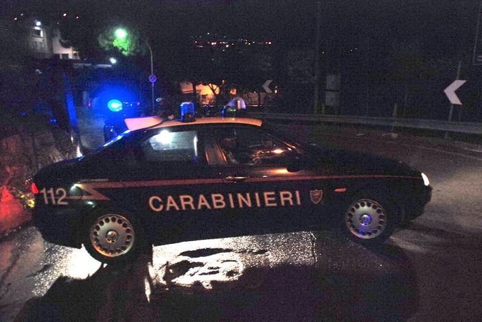 Rapina in villa nel monregalese: coppia aggredita nella notte per un bottino di 700 euro