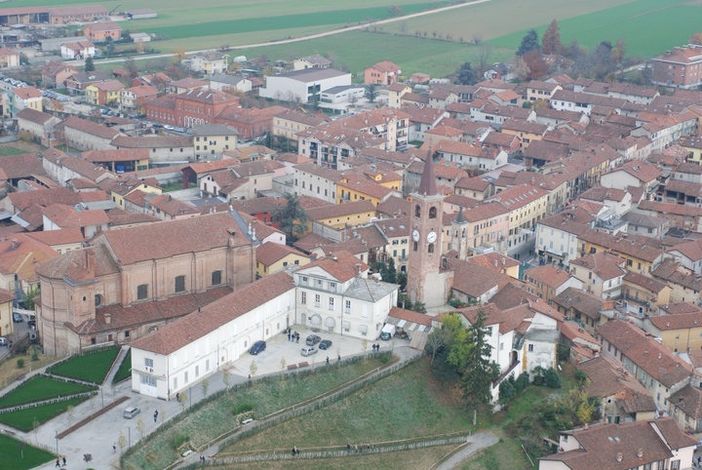 Trinità non molla: la sindaca Zucco lancia un’iniziativa per rendere la città più allegra e piacevole anche in quarantena Trinità non molla: la sindaca Zucco lancia un’iniziativa per rendere la città più allegra e piacevole anche in quarantena