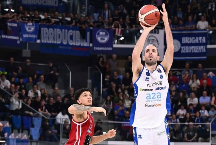 BASKET / L'albese Amedeo Della Valle tra gli azzurri convocati per la doppia sfida di qualificazione mondiale con la Gran Bretagna BASKET / L'albese Amedeo Della Valle tra gli azzurri convocati per la doppia sfida di qualificazione mondiale con la Gran Bretagna