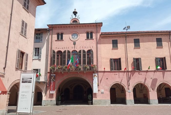 La sede del Comune di Alba