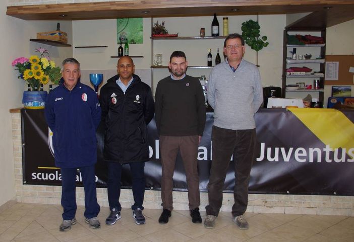 Loris Bramardo dell´Aia di Cuneo con il presidente Andreis e i responsabili SGS Corongiu e Viviani