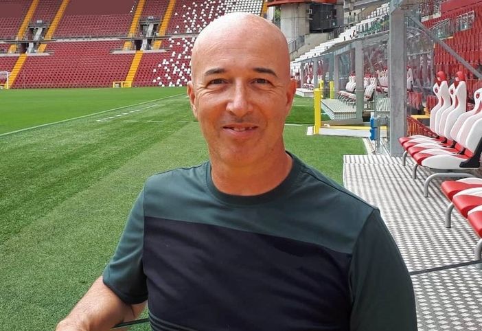 Calcio: il Bra dà il benvenuto a Sergio Boscarino, nuovo allenatore della Juniores Nazionale giallorossa Calcio: il Bra dà il benvenuto a Sergio Boscarino, nuovo allenatore della Juniores Nazionale giallorossa