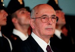 “Tra chi fa le quirinarie, ed a chi saltano le coronarie” “Tra chi fa le quirinarie, ed a chi saltano le coronarie”