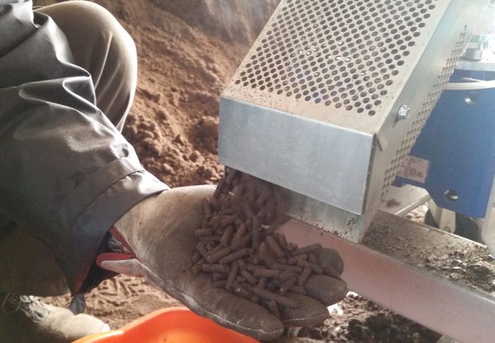 Progetto FiReZof, a Racconigi e Lagnasco giornata dimostrativa sul fertilizzante organico Progetto FiReZof, a Racconigi e Lagnasco giornata dimostrativa sul fertilizzante organico