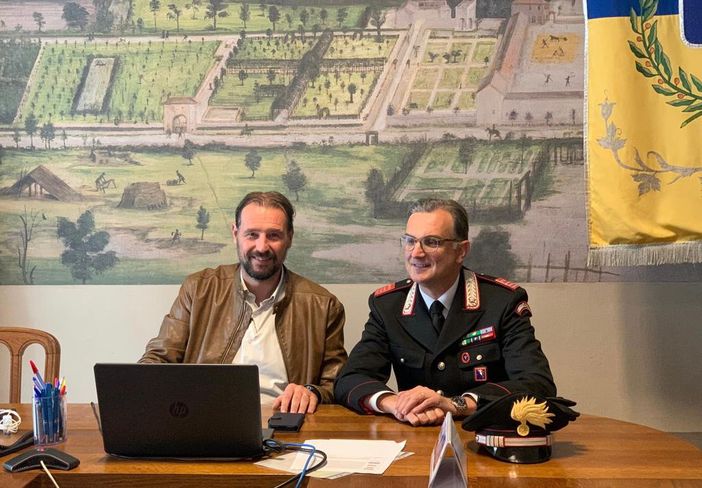 Il sindaco di Lagnasco Roberto Dalmazzo con il luogotenente Fabrizio Giordano Il sindaco di Lagnasco Roberto Dalmazzo con il luogotenente Fabrizio Giordano