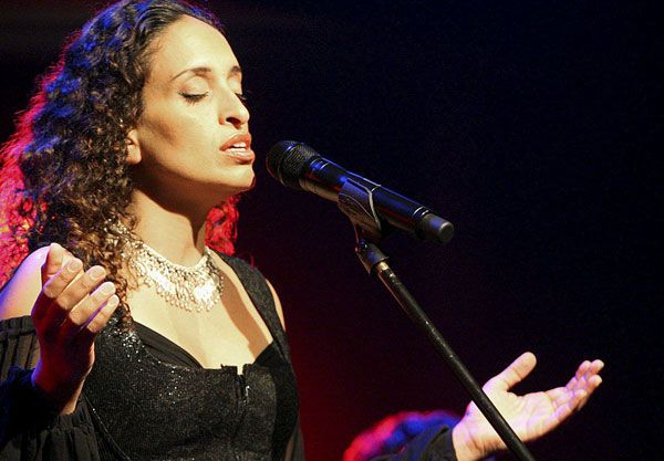 Noa a Cervere per l'inaugurazione del Teatro Greco Chiarlo