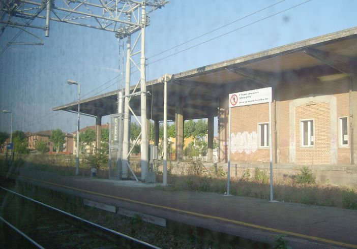 Donna sotto un treno alla stazione di Racconigi: circolazione rallentata
