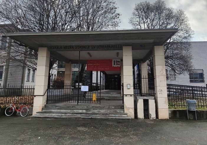 L'istituto comprensivo Santorre di Santarosa di Savigliano dove si svolge il progetto "Rispettiamoci" L'istituto comprensivo Santorre di Santarosa di Savigliano dove si svolge il progetto "Rispettiamoci"