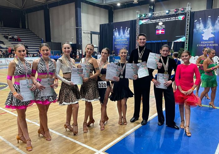 Incetta di medaglie ai Campionati Regionali FIDS per la squadra dell’Imperial dance di Cuneo