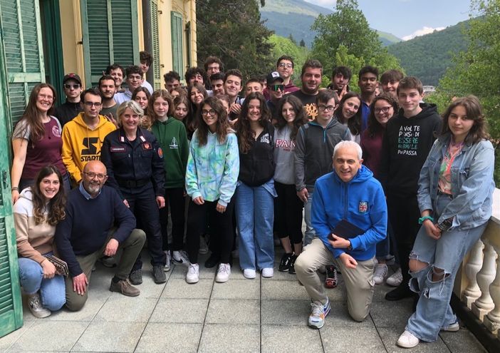 Questa mattina la gradita visita di Stefania Belmondo all'istituto superiore di Ormea Questa mattina la gradita visita di Stefania Belmondo all'istituto superiore di Ormea