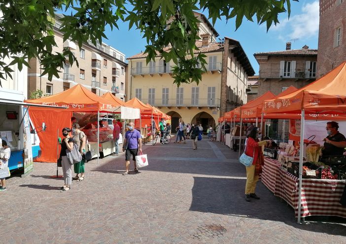 Alba, il Comune mette sul piatto 1.2 milioni di aiuti a turismo e imprese colpite dal lockdown