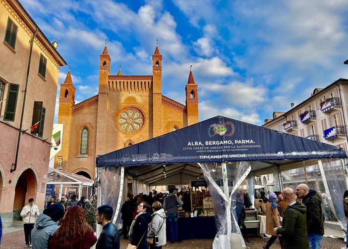 “Tipicamente Uniche”: Alba, Bergamo e Parma insieme alla Fiera del Tartufo 2025