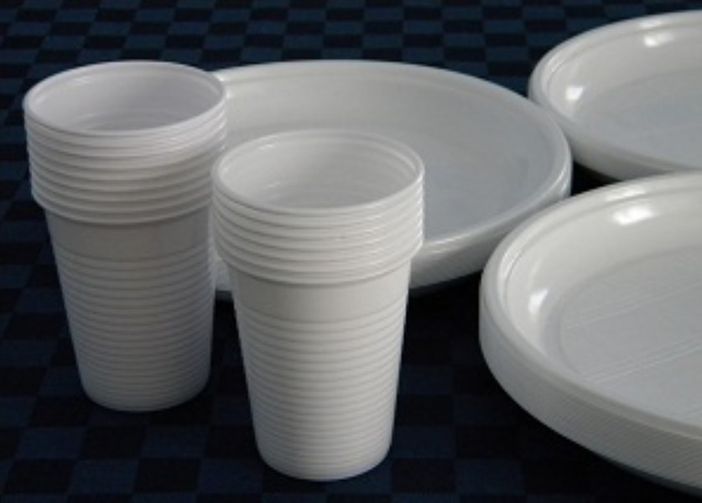 "Contributi a sostegno del passaggio alle stoviglie biodegradabili: una proposta non recepita" "Contributi a sostegno del passaggio alle stoviglie biodegradabili: una proposta non recepita"