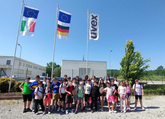 "La Scuola va in azienda": piccoli esploratori alla Uvex Cagi di Ceva