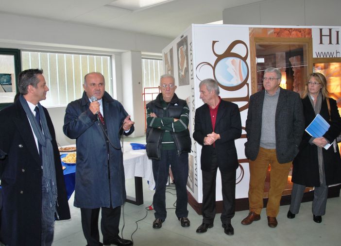 Un momento dell'inaugurazione della "FQM Solution Box" di Piasco