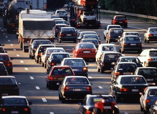 Viabilità: code e rallentamenti a Cuneo e Mereneper due incidenti stradali