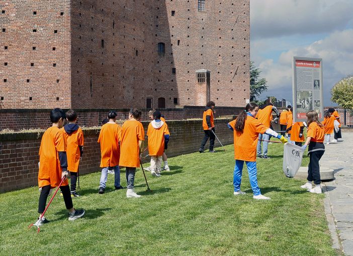 Un gruppo di partecipanti a Spazzamondo di Fossano