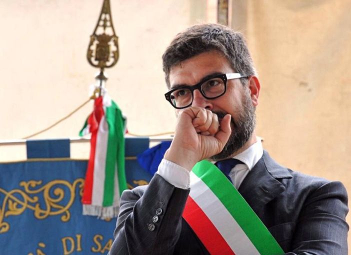 Ultimo Natale da sindaco per Mauro Calderoni: “Vi auguro festività serene e un 2024 di pace” [VIDEO]
