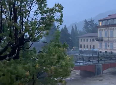 A Garessio, il Tanaro supera il livello di guardia (VIDEO) A Garessio, il Tanaro supera il livello di guardia (VIDEO)