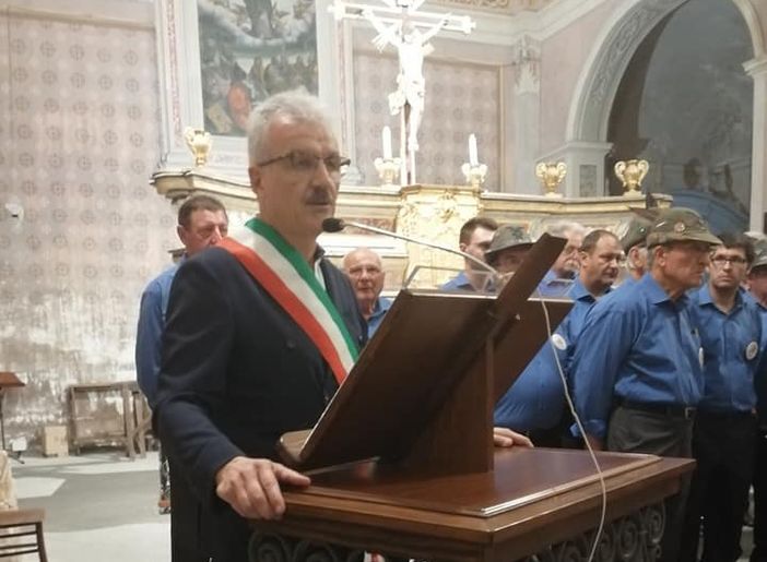 Silvio Artusio Comba, qui impegnato a Ceresole d'Alba, alla recente commemorazione delle vittime dell'eccidio del luglio 1944