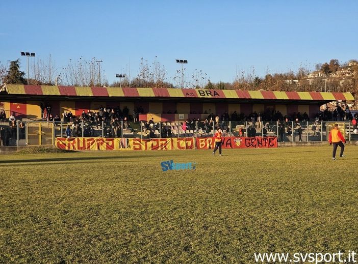 Giudice Sportivo, Serie D. "Lanci di birra e sputi all'assistente arbitrale", multa pesante e diffida per il campo del Bra