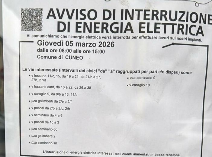 Cuneo, resta per ore senza elettricità con due bambine piccole: "Nessun avviso per la nostra via" Cuneo, resta per ore senza elettricità con due bambine piccole: "Nessun avviso per la nostra via"