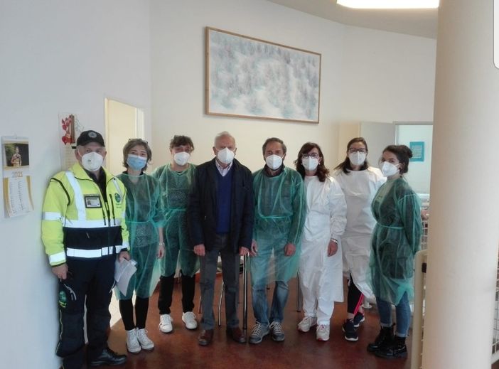 Avviata la vaccinazione alla casa della salute di Verzuolo Avviata la vaccinazione alla casa della salute di Verzuolo