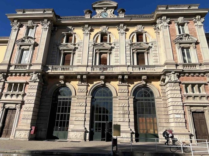 Il palazzo della stazione ferroviaria
