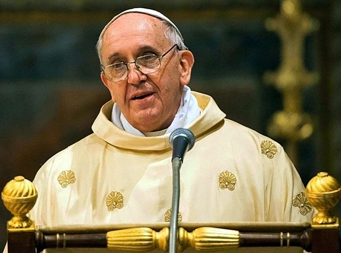 Papa Francesco ha elogiato i giornalisti: “In questo periodo di pandemia rischiano e lavorano tanto” Papa Francesco ha elogiato i giornalisti: “In questo periodo di pandemia rischiano e lavorano tanto”