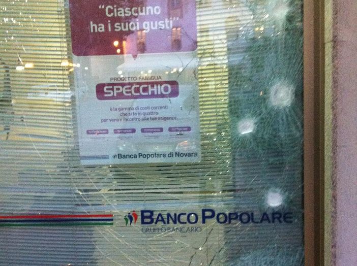 Ennesimo bancomat "saltato": presa di mira la Banca Popolare di Novara a Carrù