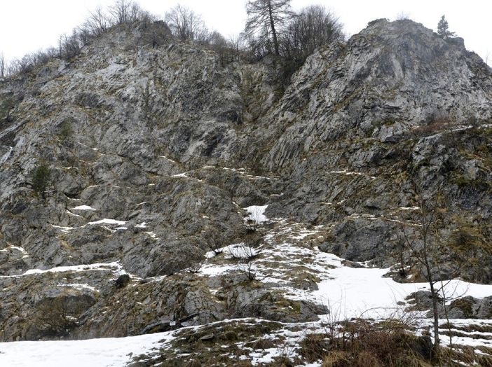 L'area adibita ad arrampicata su ghiaccio L'area adibita ad arrampicata su ghiaccio