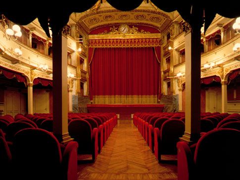 Il teatro Toselli di Cuneo