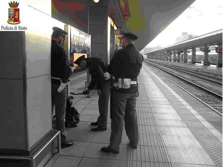 Controlli straordinari sui treni del mare a Fossano, due denunciati: in stato di ebbrezza, si sono rifiutati di esibire il biglietto