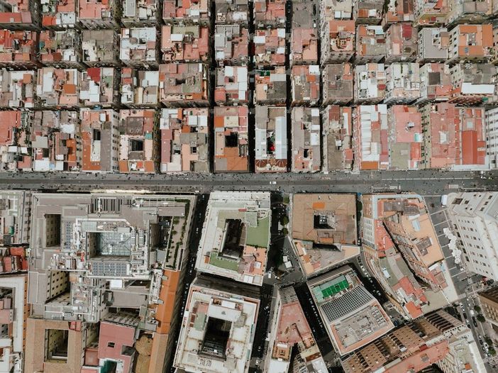Turismo a Napoli: overtourism, affitti alle stelle e città sotto assedio