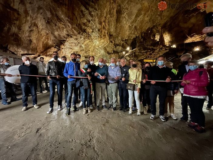 Inaugurato il nuovo impianto di illuminazione delle Grotte di Bossea a Frabosa Soprana (FOTO E VIDEO)
