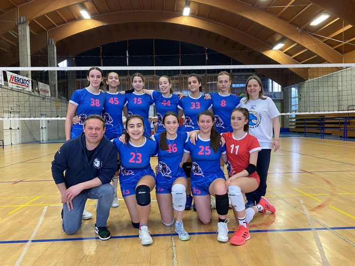 Volley femminile: il VBC Dogliani conquista il titolo di campione provinciale CSI U16, secondo posto nella categoria U12