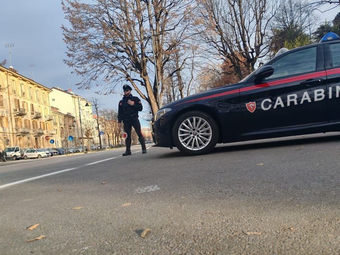 Alimenti scaduti e sicurezza sul lavoro: Carabinieri elevano sanzioni per 17mila euro Alimenti scaduti e sicurezza sul lavoro: Carabinieri elevano sanzioni per 17mila euro