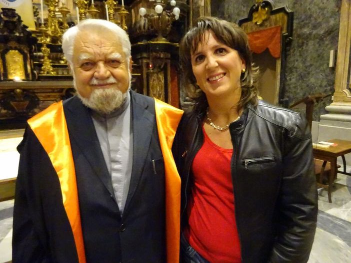 In foto Enzo Bianchi con Silvia Gullino
